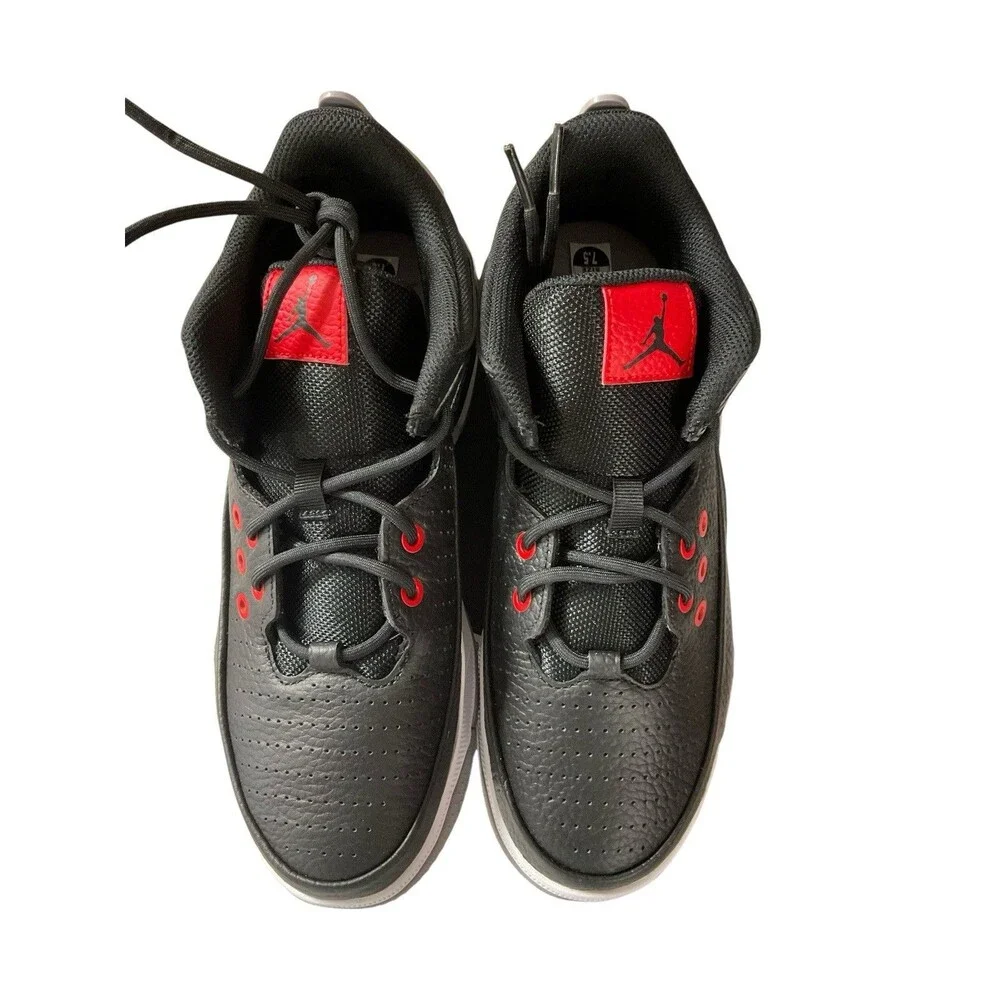 Jordan max aura